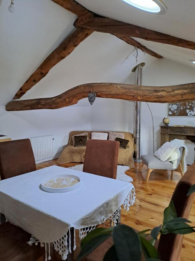 Bed and Breakfast Le Grenier Des Moineaux Font-Romeu-Odeillo-Via Exteriér fotografie