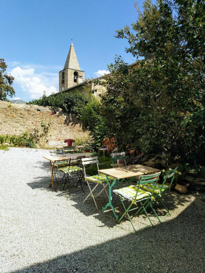 Bed and Breakfast Le Grenier Des Moineaux Font-Romeu-Odeillo-Via Exteriér fotografie