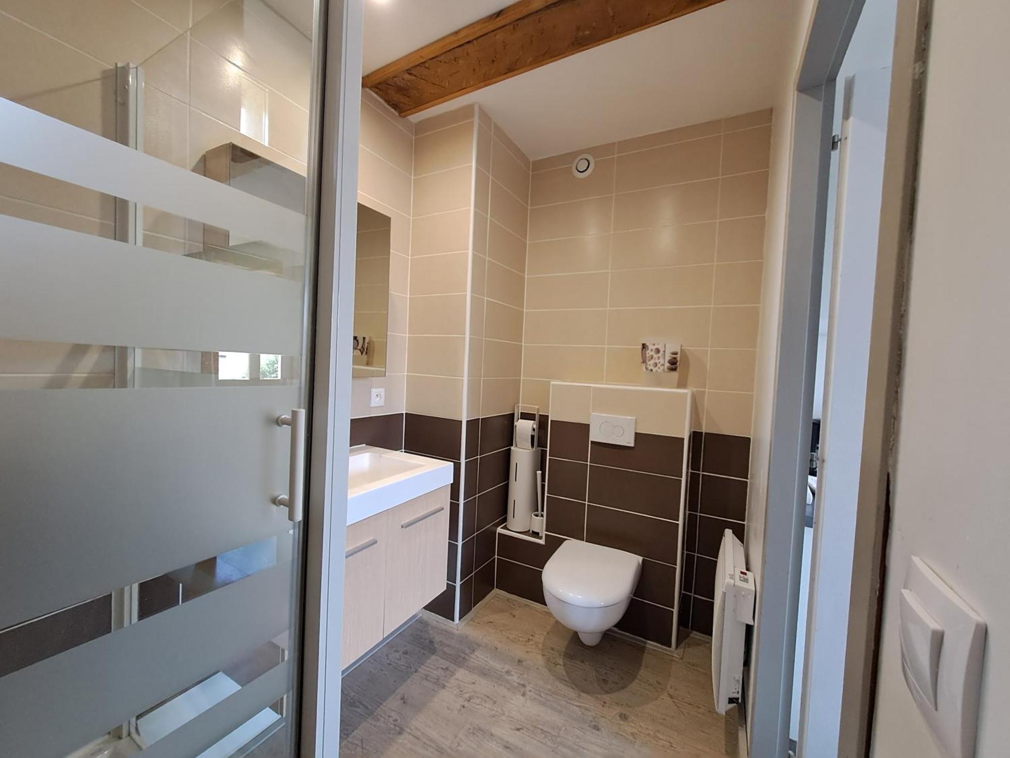 Bed and Breakfast Le Grenier Des Moineaux Font-Romeu-Odeillo-Via Pokoj fotografie