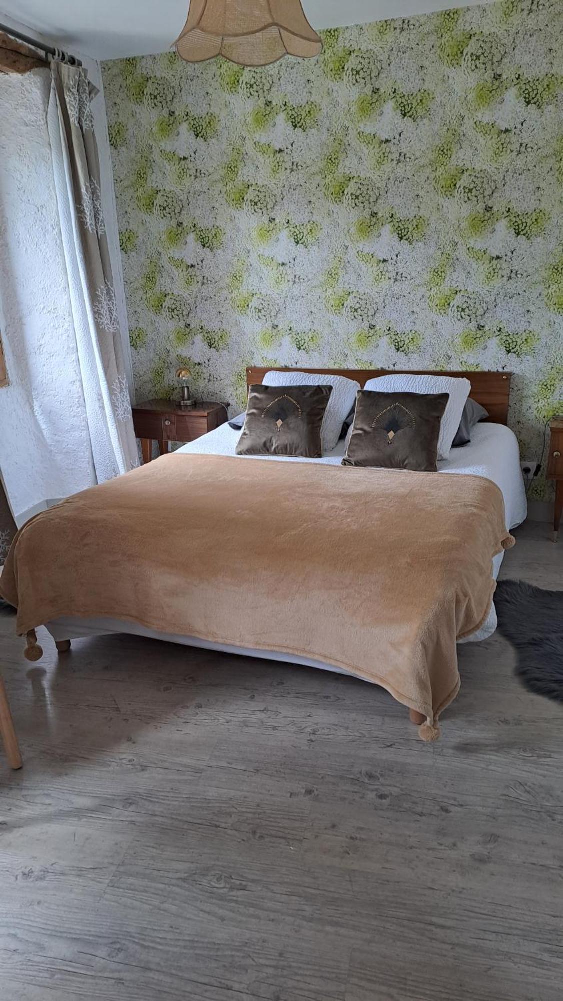 Bed and Breakfast Le Grenier Des Moineaux Font-Romeu-Odeillo-Via Exteriér fotografie
